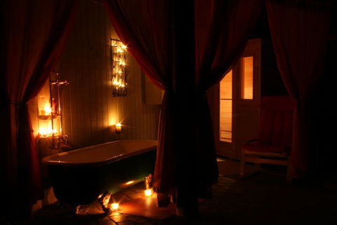 Goldsmith's In The Forest - Lightning Ridge Tourism 0