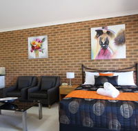 Top of the Town Motor Inn Yackandandah - Lightning Ridge Tourism