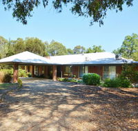 Abelia House - Lightning Ridge Tourism