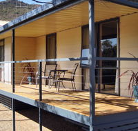 Devil's Peak Bed  Breakfast - Lightning Ridge Tourism