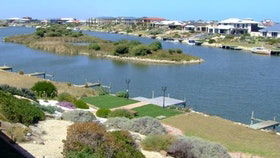 Bienvenue Bed And Breakfast - Lightning Ridge Tourism 0