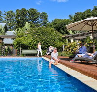 Birks River Retreats - Lightning Ridge Tourism