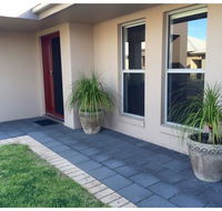 Adore 6 Villa - Lightning Ridge Tourism