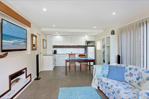 Akama Vista - Couple's Retreat - Lightning Ridge Tourism 2