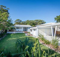 Back Beach Bungalow - Lightning Ridge Tourism