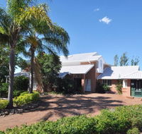 Beggars Bridge Homestead - Lightning Ridge Tourism