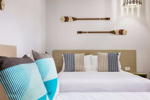 Caringbah Hotel - Lightning Ridge Tourism 3