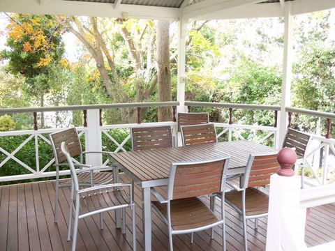 Fairbank House - Lightning Ridge Tourism 8