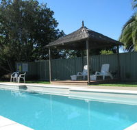 Golden Chain Wine Village Motor Inn - Lightning Ridge Tourism