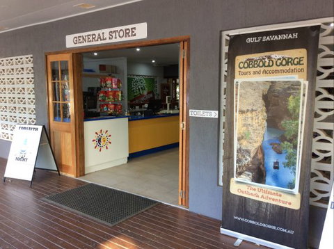 Goldfields Hotel And Finnigan's Rest - Lightning Ridge Tourism 9