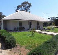 Great Grandpa Henry Retreat - Lightning Ridge Tourism