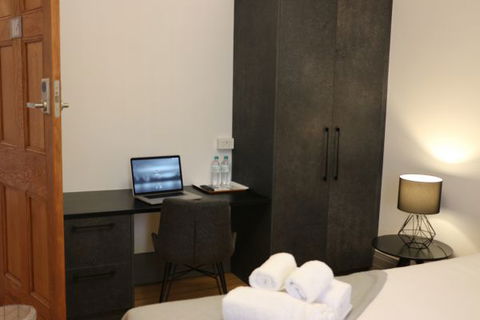 Guildford Hotel - Lightning Ridge Tourism 5