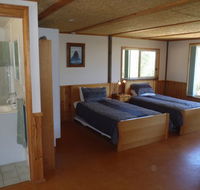 Guy's Cross Farm Cottage - Lightning Ridge Tourism
