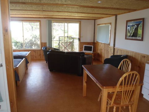 Guy's Cross Farm Cottage - Lightning Ridge Tourism 2