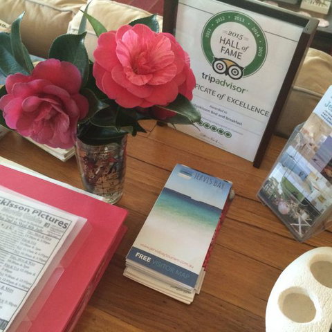 Huskisson Bed And Breakfast: Jervis Bay - Lightning Ridge Tourism 3