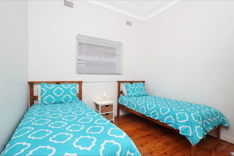 Le Bois Cottage - Lightning Ridge Tourism 4