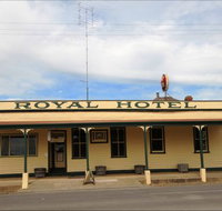 Royal Hotel Snake Valley - Lightning Ridge Tourism