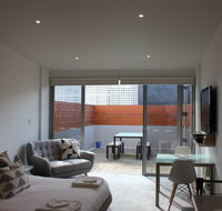 Sandy Bay Studio Apartment - Lightning Ridge Tourism