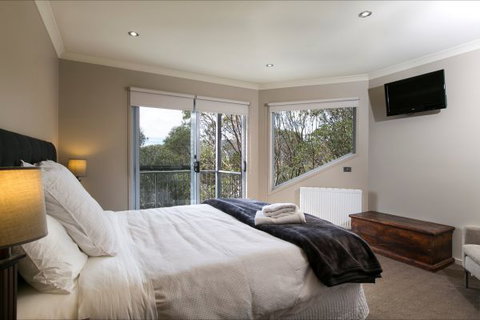 Snow Fall Lodge At Falls Creek - Lightning Ridge Tourism 3
