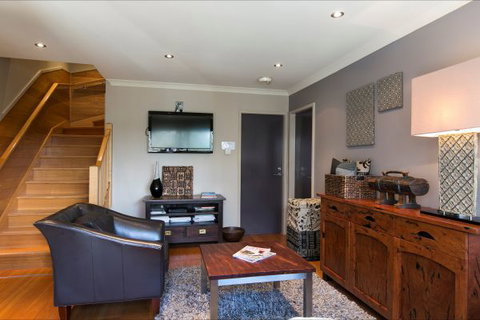 Snow Fall Lodge At Falls Creek - Lightning Ridge Tourism 6