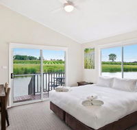 The Lakehouse at 201 - Lightning Ridge Tourism