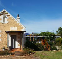 The Old Drik Drik Schoolhouse Retreat - Lightning Ridge Tourism