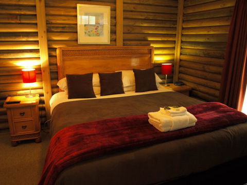 Ti-Tree Village Ocean Grove - Lightning Ridge Tourism 2