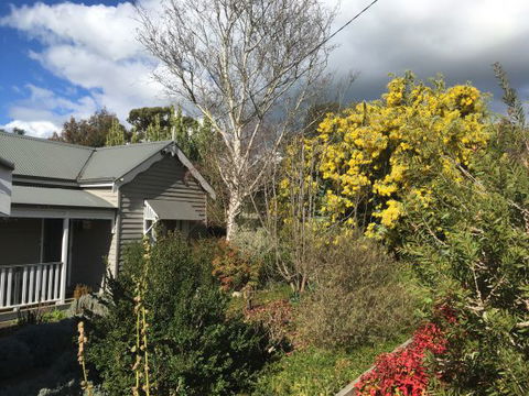 Valley View Cottage - Lightning Ridge Tourism 4