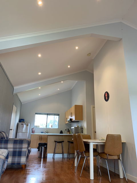 21 Old Murbko Road Morgan - River Shack Rentals - Lightning Ridge Tourism 3