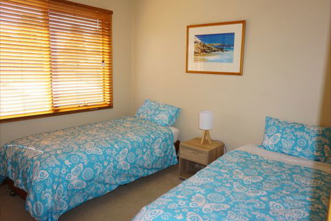 Abrigo Apartment - Lightning Ridge Tourism 4