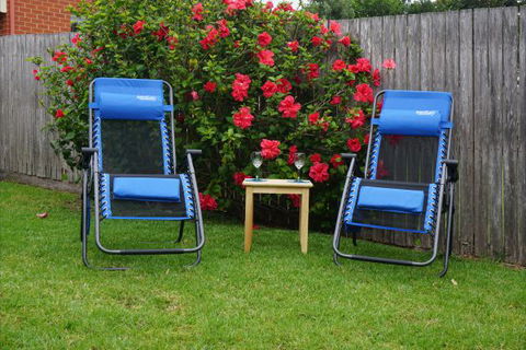 Abrigo Apartment - Lightning Ridge Tourism 7