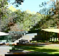 Blue Range Hut - Lightning Ridge Tourism