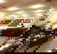 Country Plaza Queanbeyan - Lightning Ridge Tourism
