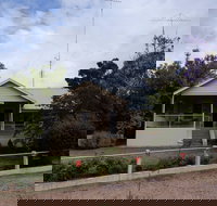 Dot's House - Lightning Ridge Tourism