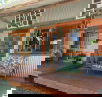 Fig Tree Retro Studio - Lightning Ridge Tourism