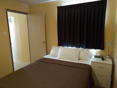 Glenwood Tourist Park And Motel - Lightning Ridge Tourism 4