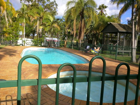 Glenwood Tourist Park And Motel - Lightning Ridge Tourism 9