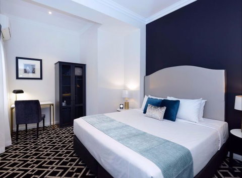 High Cross Park  Lodge - Lightning Ridge Tourism 3