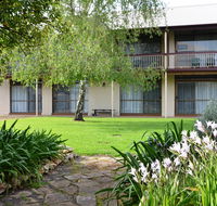 Coonawarra Motor Lodge - Lightning Ridge Tourism