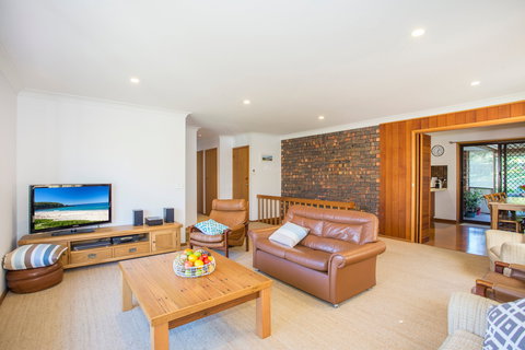 Relaxed Homely Retreat - Lightning Ridge Tourism 1