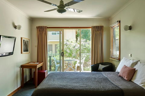 Seahaven Village - Lightning Ridge Tourism 5