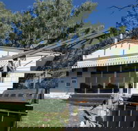 Serenity Now - Lightning Ridge Tourism