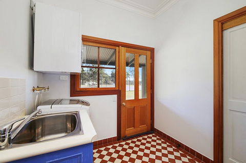 Stonegate - Lightning Ridge Tourism 8