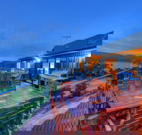 Storm Bay B  B - Lightning Ridge Tourism