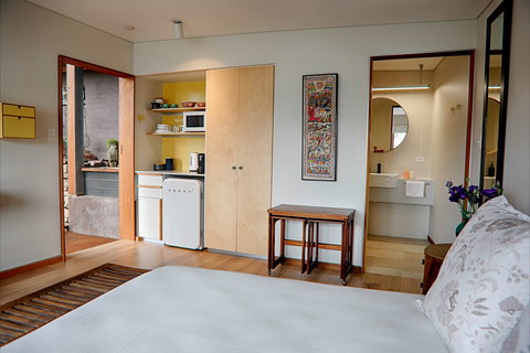 Studio At Careel Bay - Lightning Ridge Tourism 1