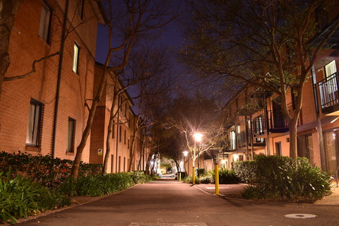 Sydney University Village - Lightning Ridge Tourism 0