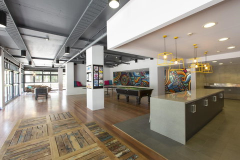 Sydney University Village - Lightning Ridge Tourism 3