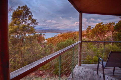Viewenmore Villa Bed & Breakfast - Lightning Ridge Tourism 6