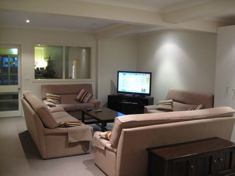 Ajax Ski Club - Lightning Ridge Tourism 3