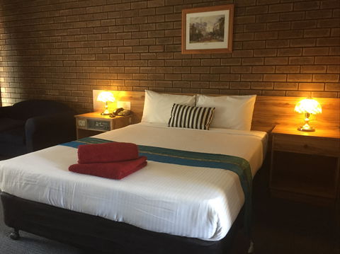 Albury Garden Court Motel - Lightning Ridge Tourism 2